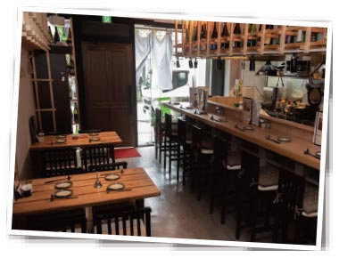 【ごちそうや 飛梅　久茂地店】店舗内観