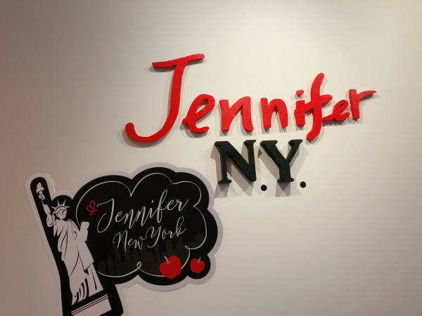 Jennifer N.Y.　コザ店 | 