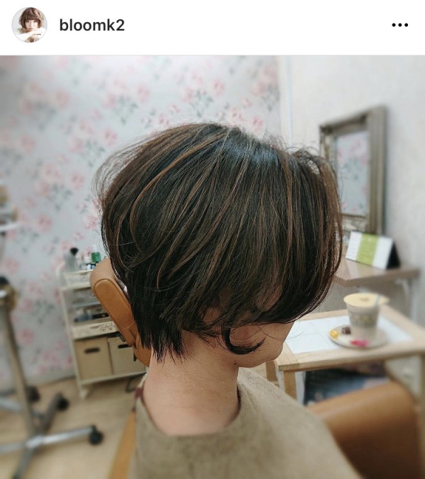 小顔ショートヘアー