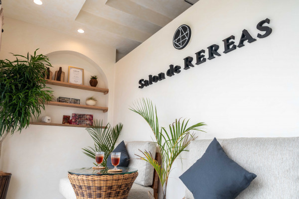 Salon de REREAS アラハ店 | 