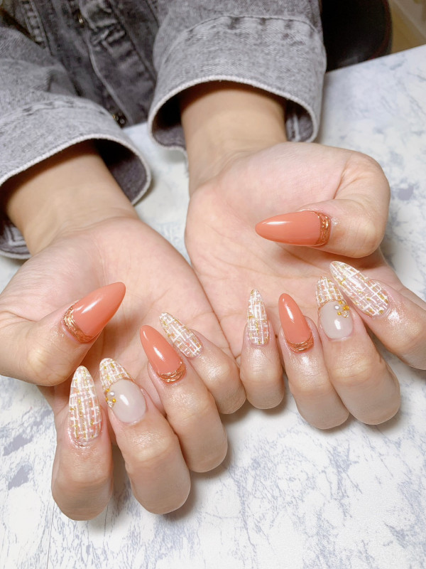 one 1 nail | 