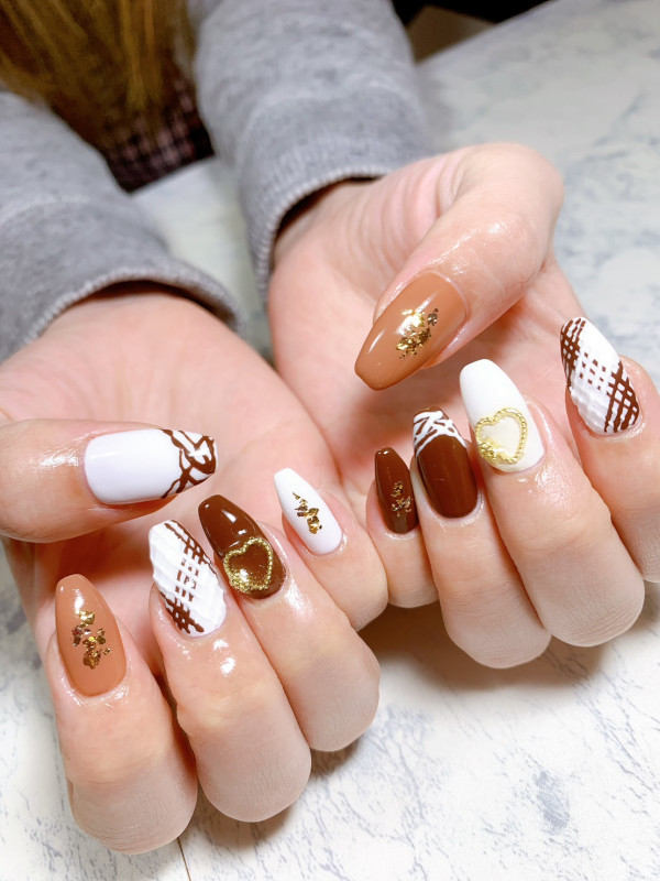 one 1 nail | 