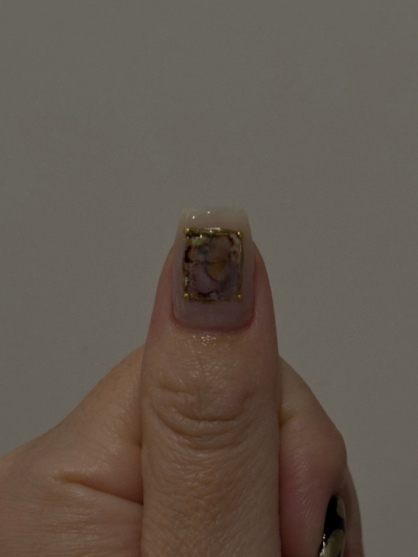 e___.nail | 