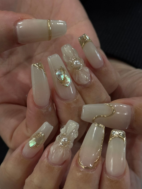 e___.nail | 