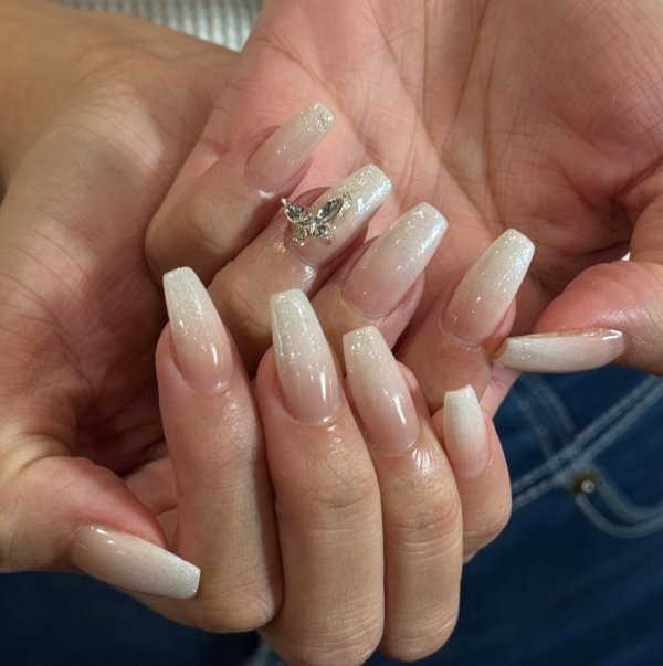 e___.nail | 
