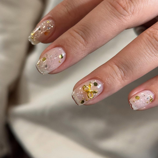 e___.nail | 