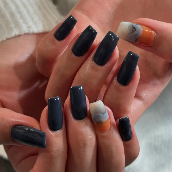 e___.nail | 