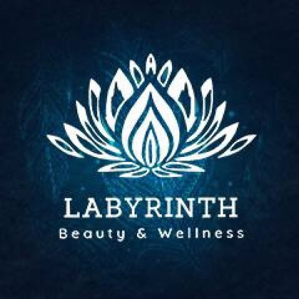 LABYRINTH 沖縄店 ロゴ
