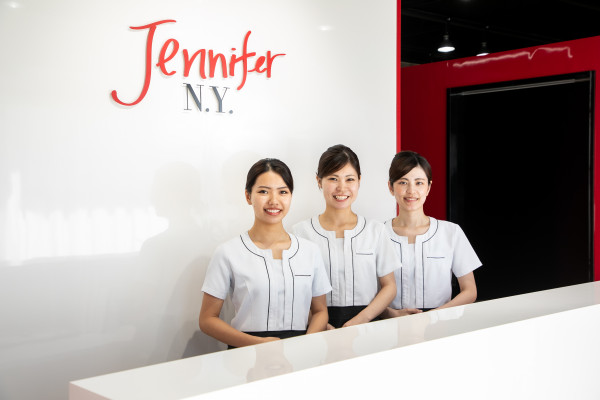 Jennifer N.Y.　おもろまち店